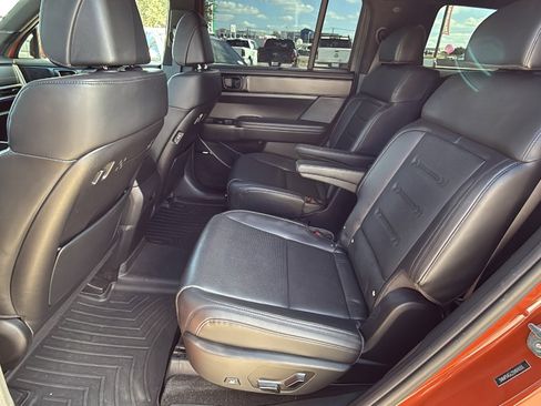 Used 2025 Hyundai Santa Fe Calligraphy image 16