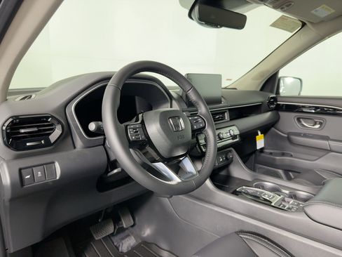 New 2025 Honda Pilot EX-L image 3