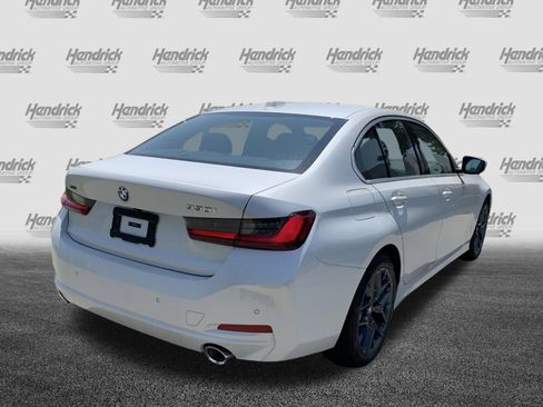 Certified 2025 BMW 330i xDrive 330i xDrive w/ Convenience Package image 9
