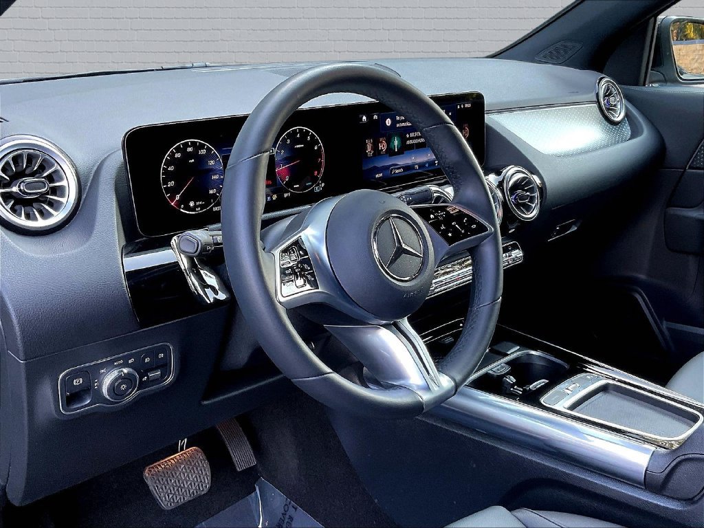 Used 2024 Mercedes-Benz GLA 250 4MATIC image 15