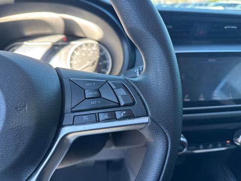 Used 2020 Nissan Kicks SV image 17