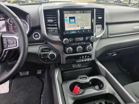Used 2025 RAM 1500 Big Horn AWD/4WD image 22
