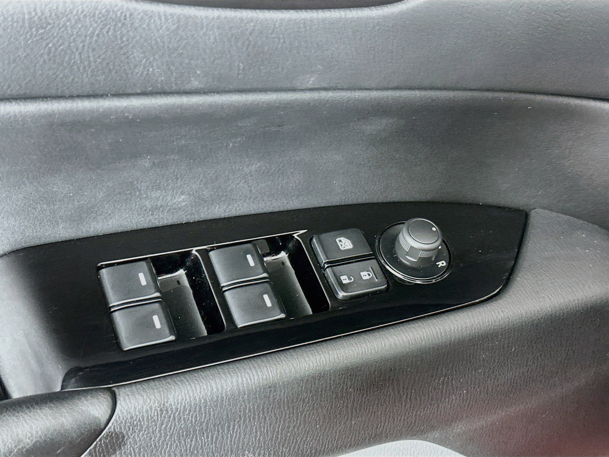 Used 2025 MAZDA CX-5 AWD 2.5 S w/ Select Package image 15