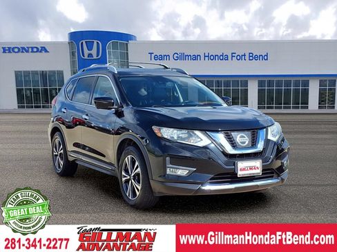 Used 2017 Nissan Rogue SL FWD image 1