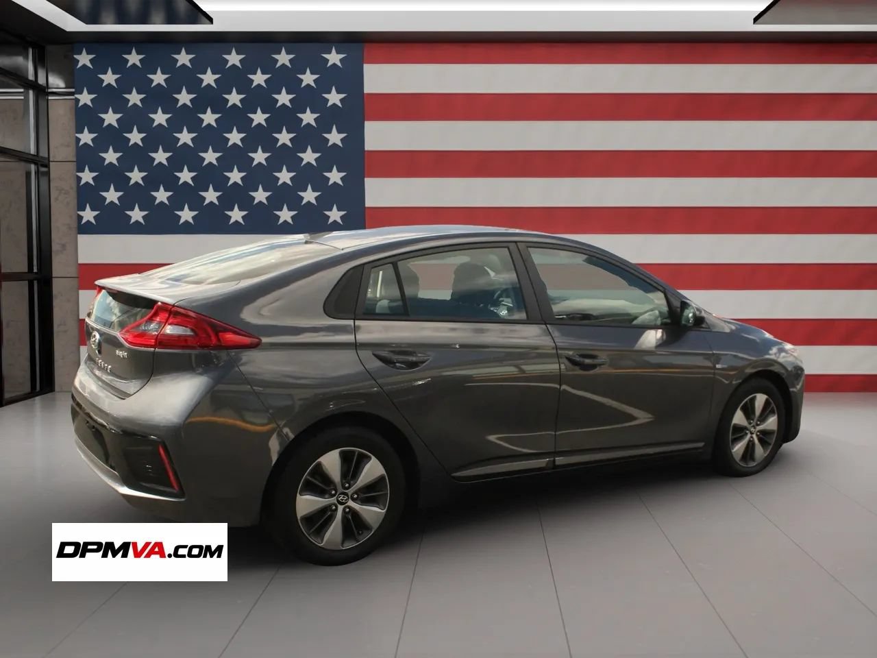Used 2018 Hyundai Ioniq Plug-In Hybrid FWD image 7