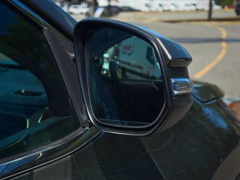 Used 2015 Toyota Highlander Limited Platinum AWD/4WD image 10