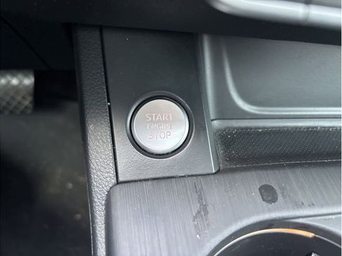 Used 2017 Audi A4 2.0T Premium w/ Convenience Package image 22