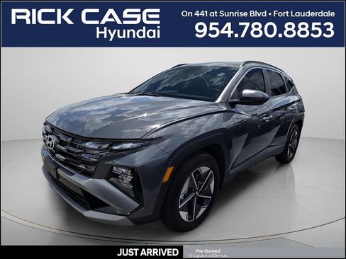 Certified 2025 Hyundai Tucson SEL FWD image 1