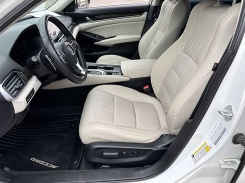 Used 2021 Honda Accord Touring image 17