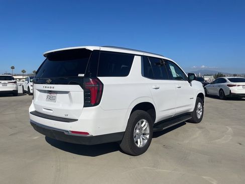 Used 2025 Chevrolet Tahoe LT AWD/4WD image 2