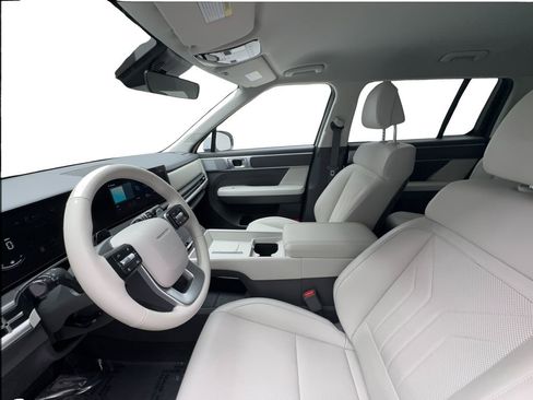 Used 2026 Hyundai Santa Fe SEL FWD image 21