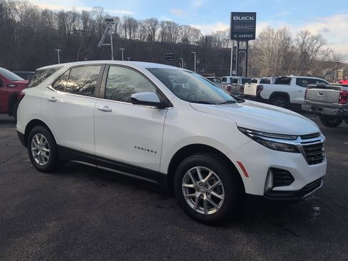 Used 2023 Chevrolet Equinox LT AWD/4WD image 2