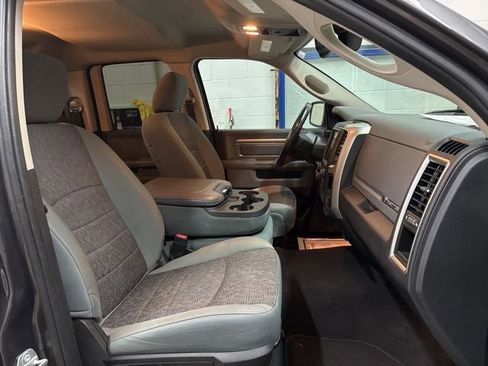 Used 2017 RAM 1500 Big Horn AWD/4WD image 25