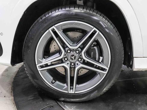 Certified 2024 Mercedes-Benz GLS 450 4MATIC image 9