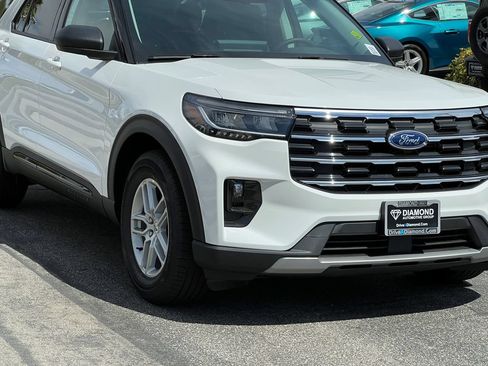 New 2026 Ford Explorer Active w/ Active Comfort Package RWD image 11