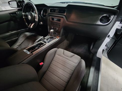 Used 2014 Ford Mustang GT w/ Brembo Brake Package image 12