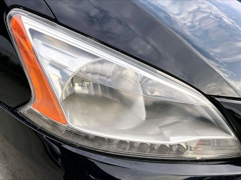 Used 2015 Nissan Sentra SR image 28