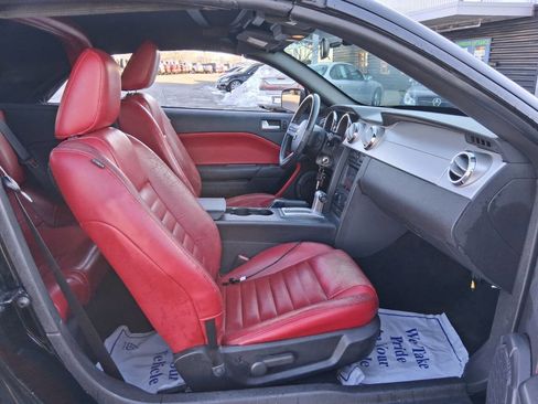 Used 2006 Ford Mustang GT Premium image 8