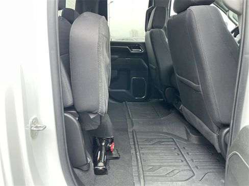 Used 2024 GMC Sierra 2500 SLE image 16