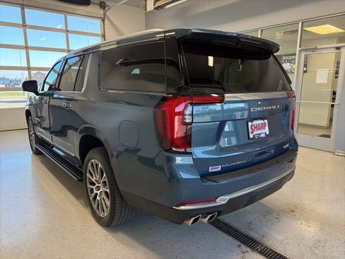Used 2025 GMC Yukon XL Denali w/ Sun & Power Step Package AWD/4WD image 9