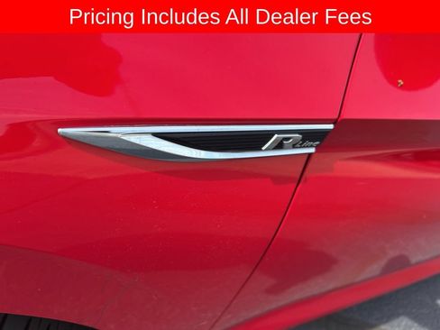 Used 2019 Volkswagen Jetta R-Line FWD image 2