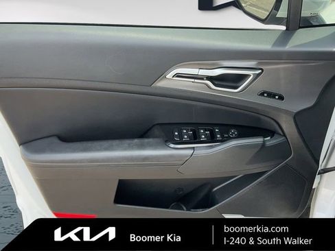 Certified 2024 Kia Sportage SX FWD image 16