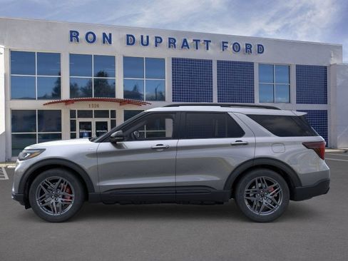 New 2026 Ford Explorer ST-Line w/ ST-Line Street Pack image 4