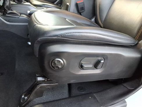 Used 2024 Jeep Wrangler Unlimited Sahara image 14