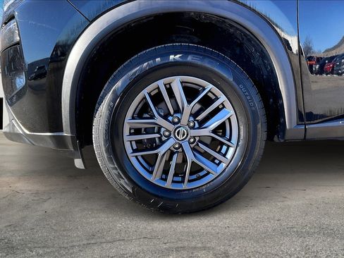 Used 2021 Nissan Rogue S image 8