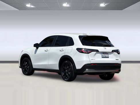 Certified 2024 Honda HR-V Sport image 3