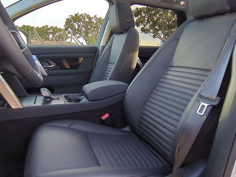 New 2025 Land Rover Discovery Sport S image 20