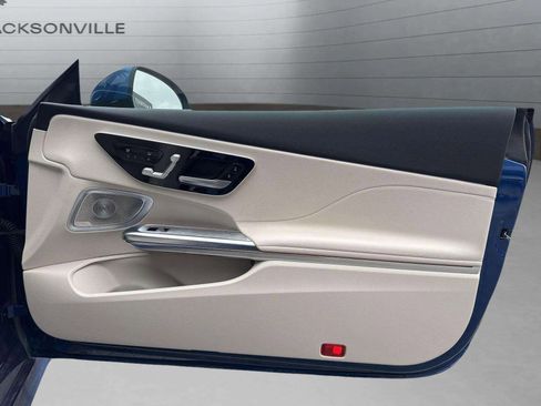 Used 2024 Mercedes-Benz CLE 300 4MATIC Coupe image 15