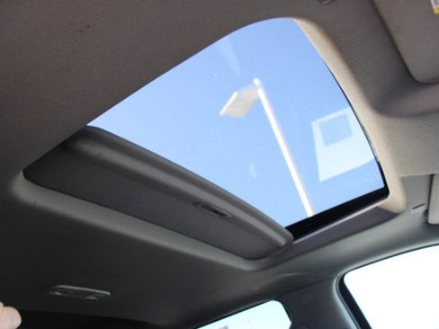 Used 2022 GMC Sierra 1500 Denali w/ Denali Premium Package image 23