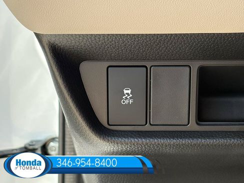 New 2027 Honda HR-V LX image 9