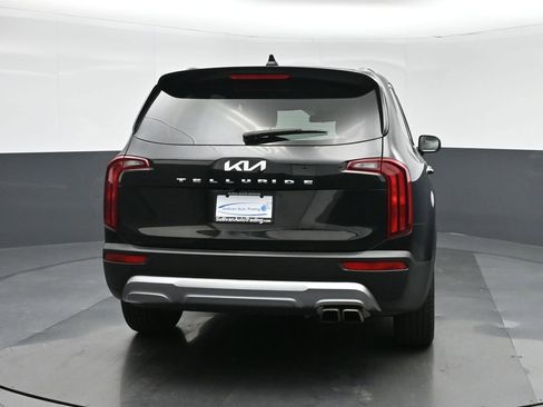 Used 2022 Kia Telluride S image 6