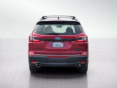 Certified 2025 Subaru Ascent Onyx Edition w/ Onyx Package AWD/4WD image 5
