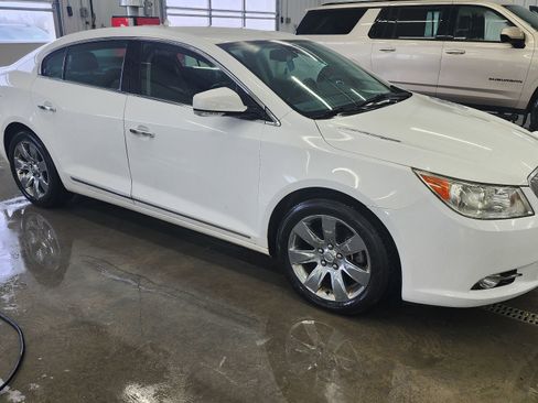 Used 2012 Buick LaCrosse Premium image 3