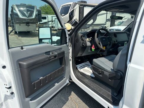 Used 2013 Ford F350 XL w/ PWR Equipment Group image 9