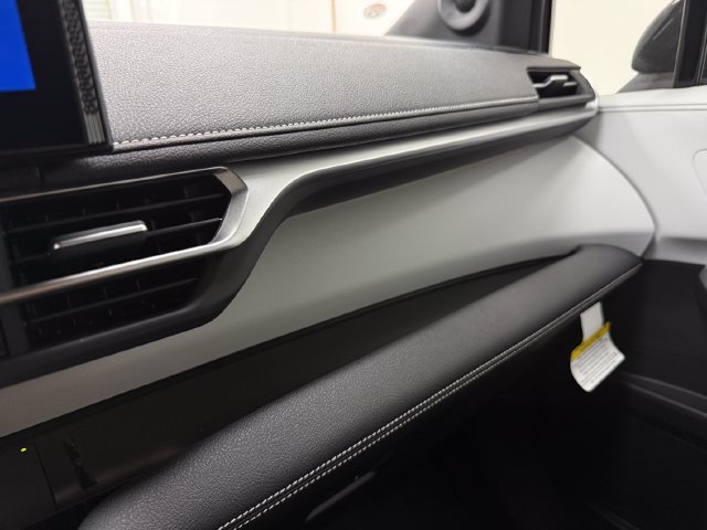 New 2026 Toyota Sienna XSE FWD image 25