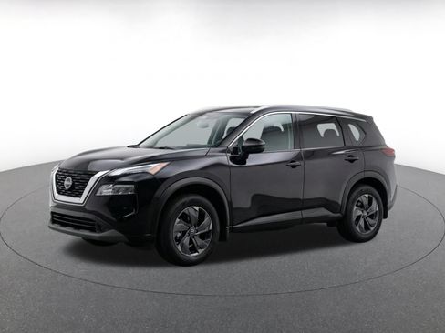 Used 2025 Nissan Rogue SV AWD/4WD image 3