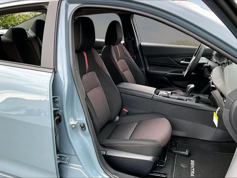 New 2026 Nissan Sentra SR w/ Floor Mat Package FWD image 10