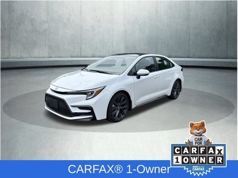 Used 2026 Toyota Corolla XSE FWD image 2