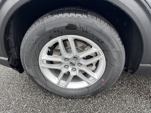 New 2026 Ford Explorer Active w/ Active Comfort Package image 11