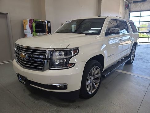 Used 2015 Chevrolet Suburban LTZ AWD/4WD image 2