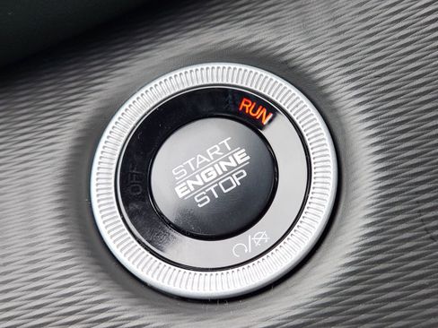 New 2025 Jeep Grand Cherokee Laredo X image 17