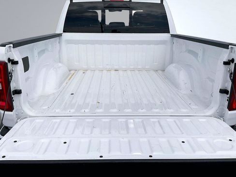 Used 2026 RAM 1500 Big Horn AWD/4WD image 5