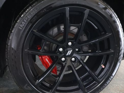 Used 2019 Dodge Challenger R/T Scat Pack w/ Shaker Package RWD image 34