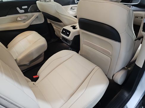New 2026 Mercedes-Benz GLS 450 4MATIC image 11