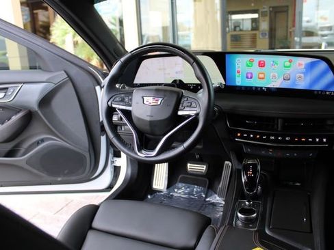 Used 2025 Cadillac CT5 Sport RWD image 13