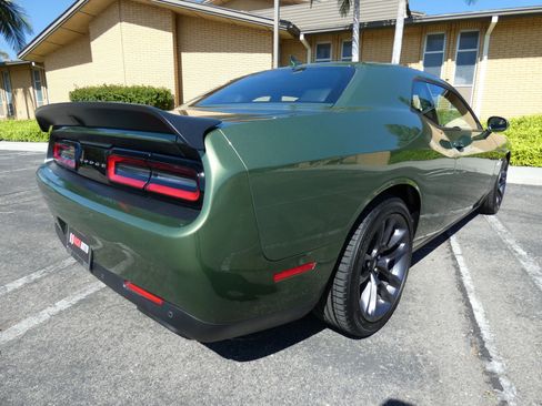 Used 2023 Dodge Challenger R/T Scat Pack w/ Plus Package image 9